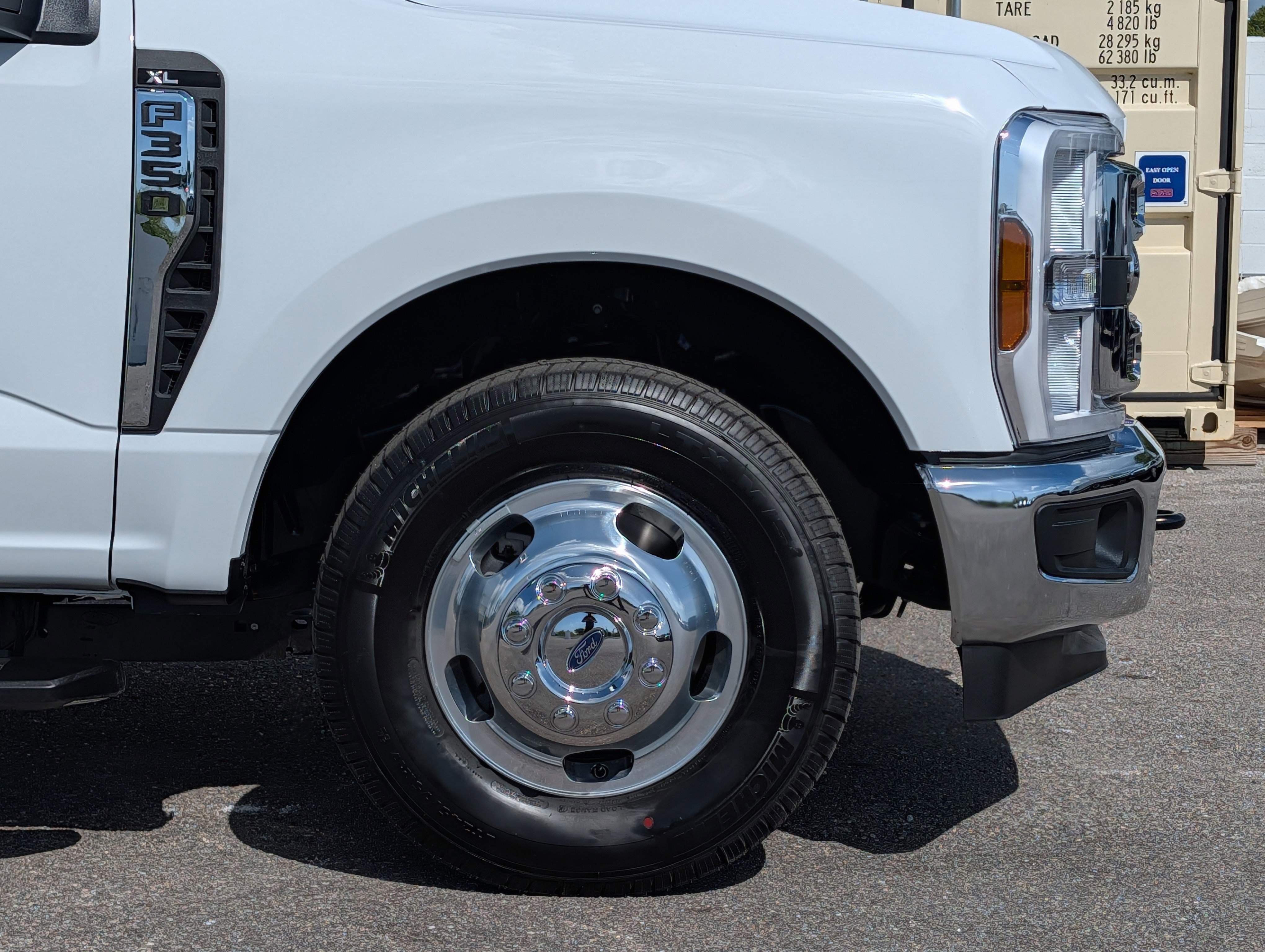 New 2026 Ford F350 XL w/ XL Chrome Package RWD image 12