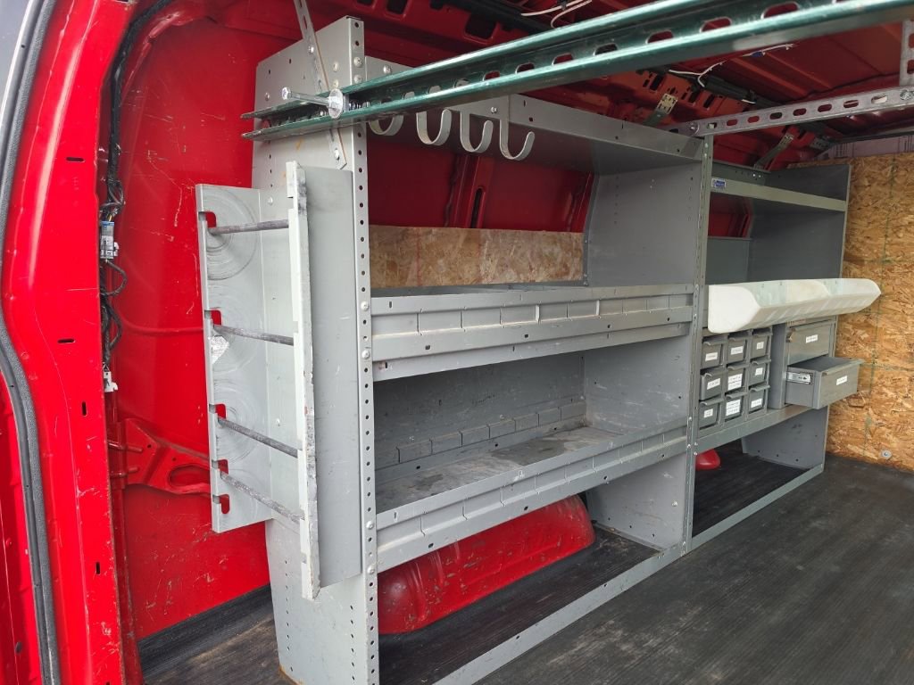 Used 2009 GMC Savana 3500 w/ Power Package image 8