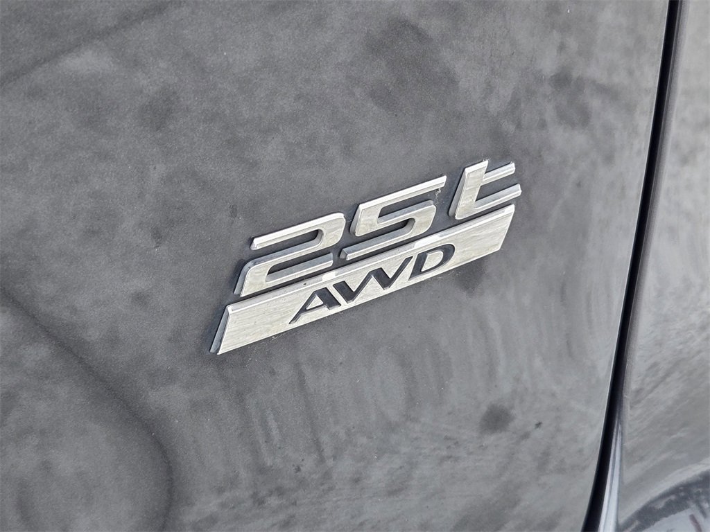 Used 2019 Jaguar F-PACE Premium image 10