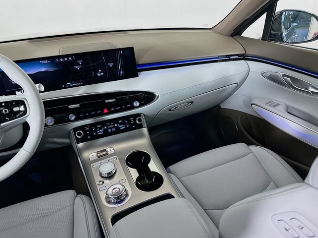 Certified 2026 Genesis GV70 2.5T Advanced AWD/4WD image 25