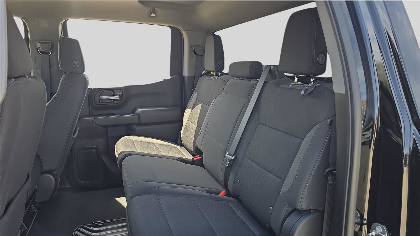 Used 2023 Chevrolet Silverado 1500 Custom AWD/4WD image 18