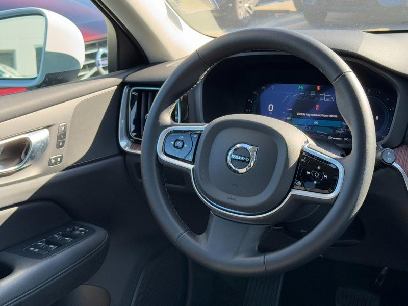 Certified 2025 Volvo V60 B5 Cross Country Plus image 13
