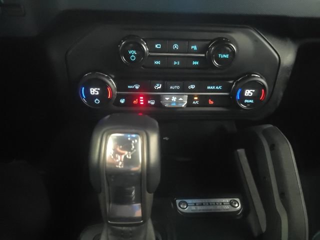 Used 2024 Ford Bronco Outer Banks w/ Sasquatch Package image 24