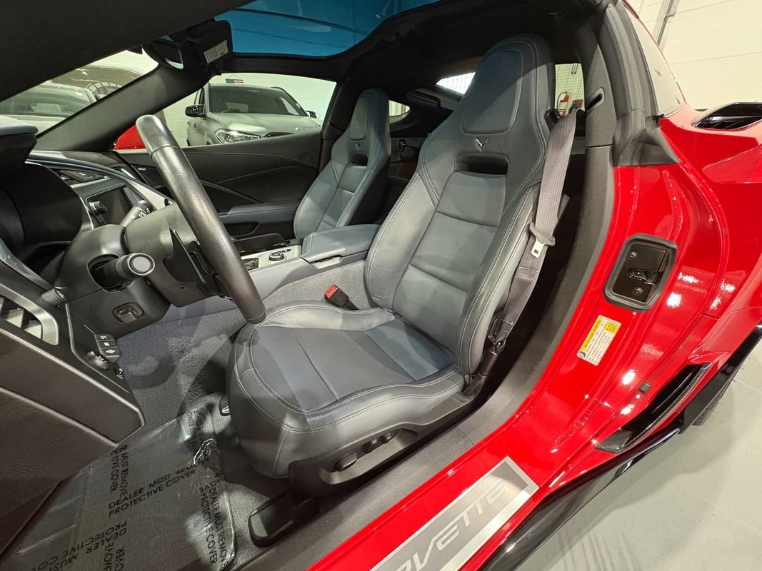 Used 2016 Chevrolet Corvette Z06 w/ 2LZ Preferred Equipment Group RWD image 9