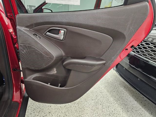 Used 2012 Hyundai Tucson GLS image 26