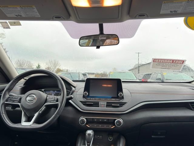 Used 2019 Nissan Altima 2.5 SR image 14