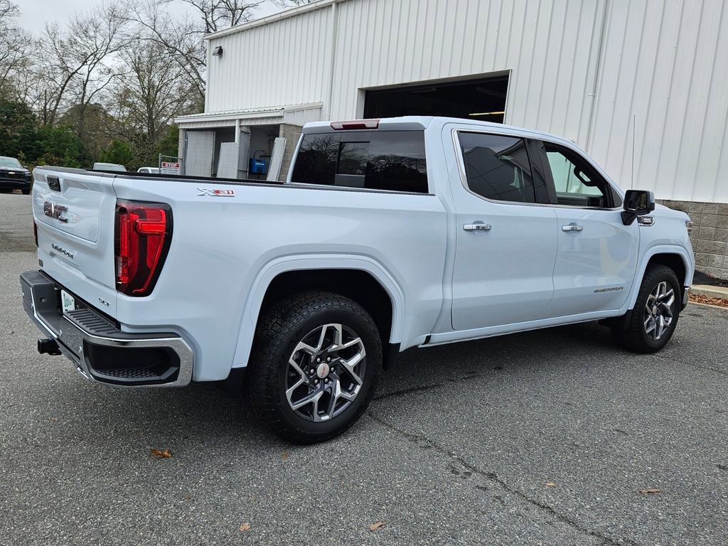 New 2026 GMC Sierra 1500 SLT image 10