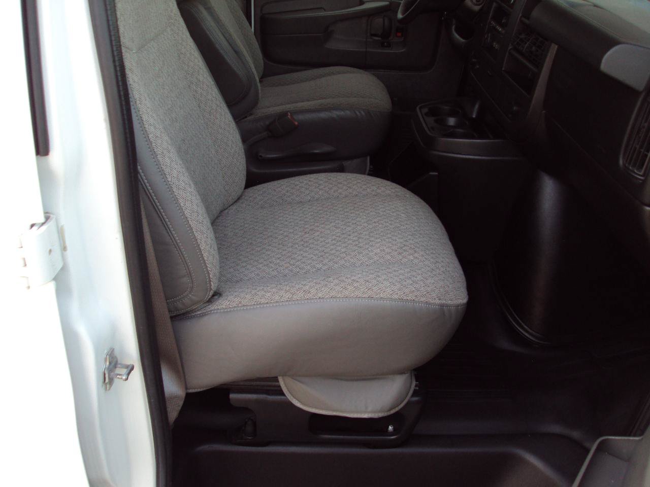 Used 2013 Chevrolet Express 1500 LS AWD/4WD image 15