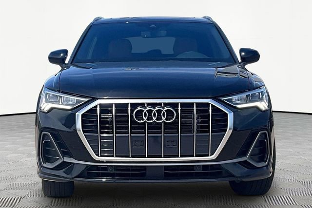 Used 2025 Audi Q3 2.0T Premium Plus w/ Premium Plus Package AWD/4WD image 3