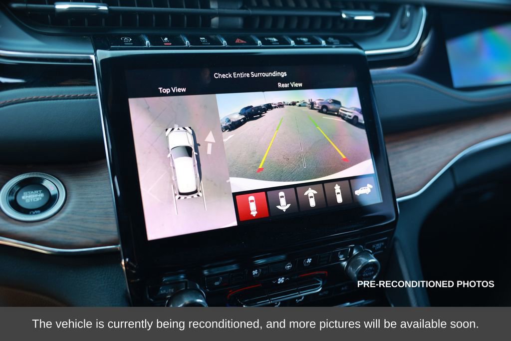 Used 2023 Jeep Grand Cherokee Summit w/ Adv Protech Group IV image 17