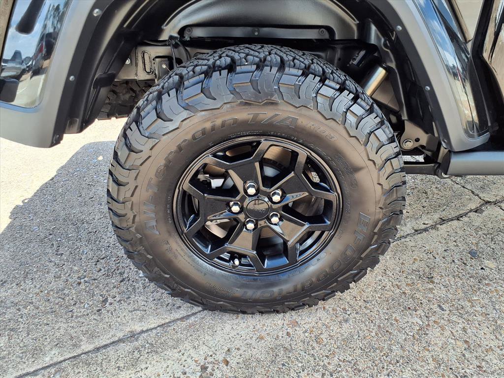 Used 2023 Jeep Gladiator Sport image 26