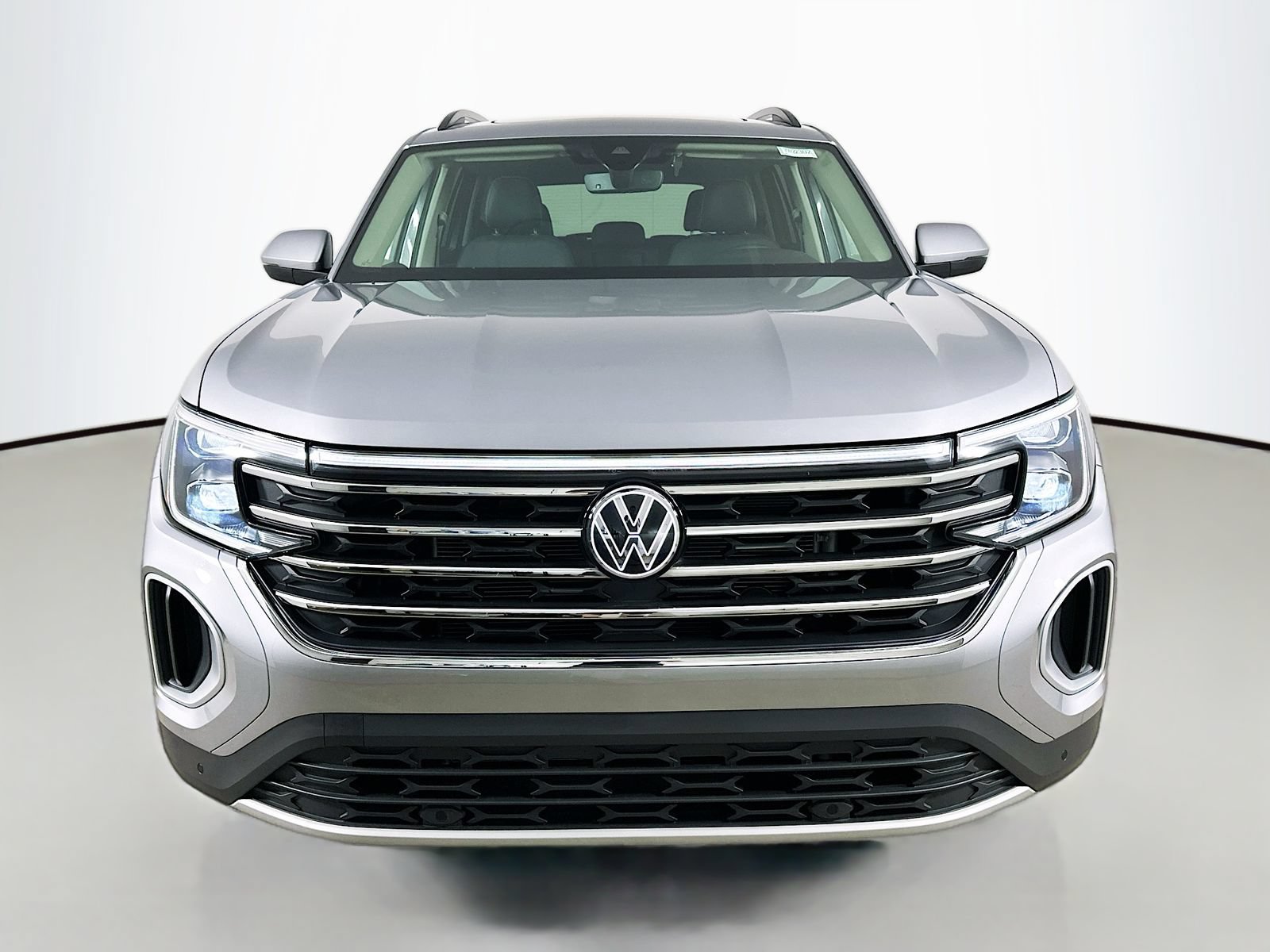 New 2026 Volkswagen Atlas SE AWD/4WD image 2