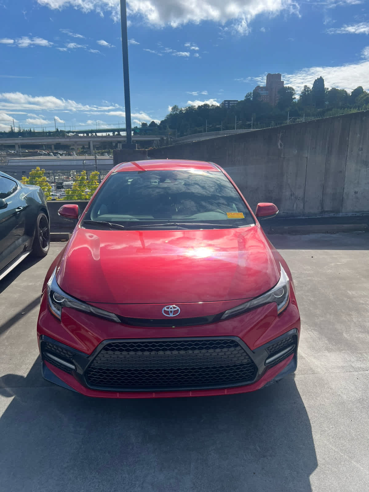 Used 2021 Toyota Corolla SE FWD image 4