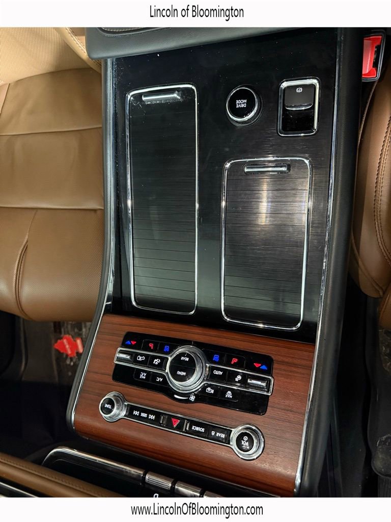 Certified 2022 Lincoln Aviator Reserve w/ Equipment Group 201A image 26