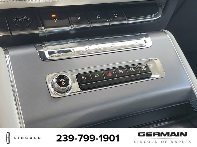 New 2025 Lincoln Aviator AWD w/ Equipment Group 101A image 29