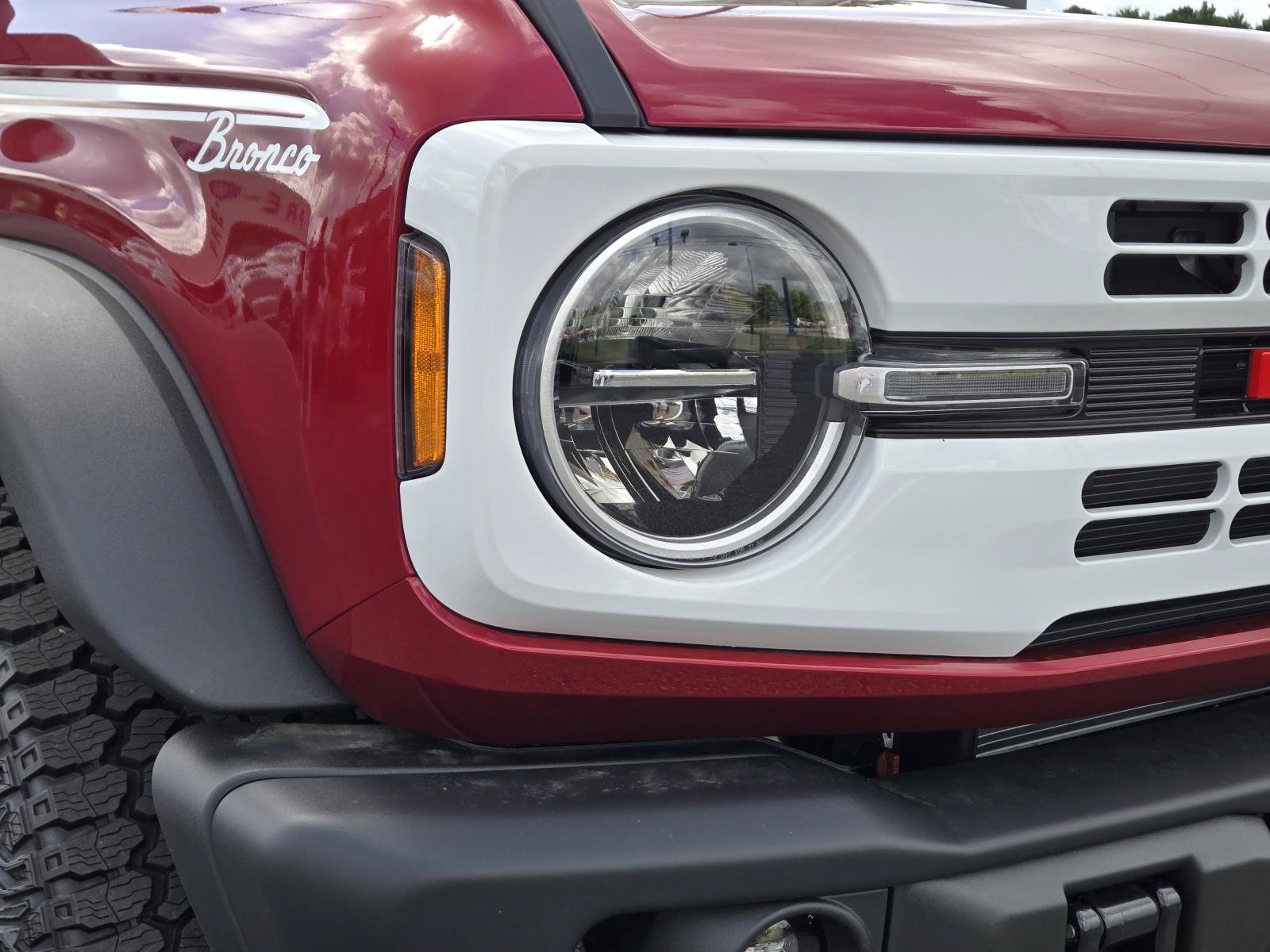 New 2026 Ford Bronco Heritage Edition AWD/4WD image 4