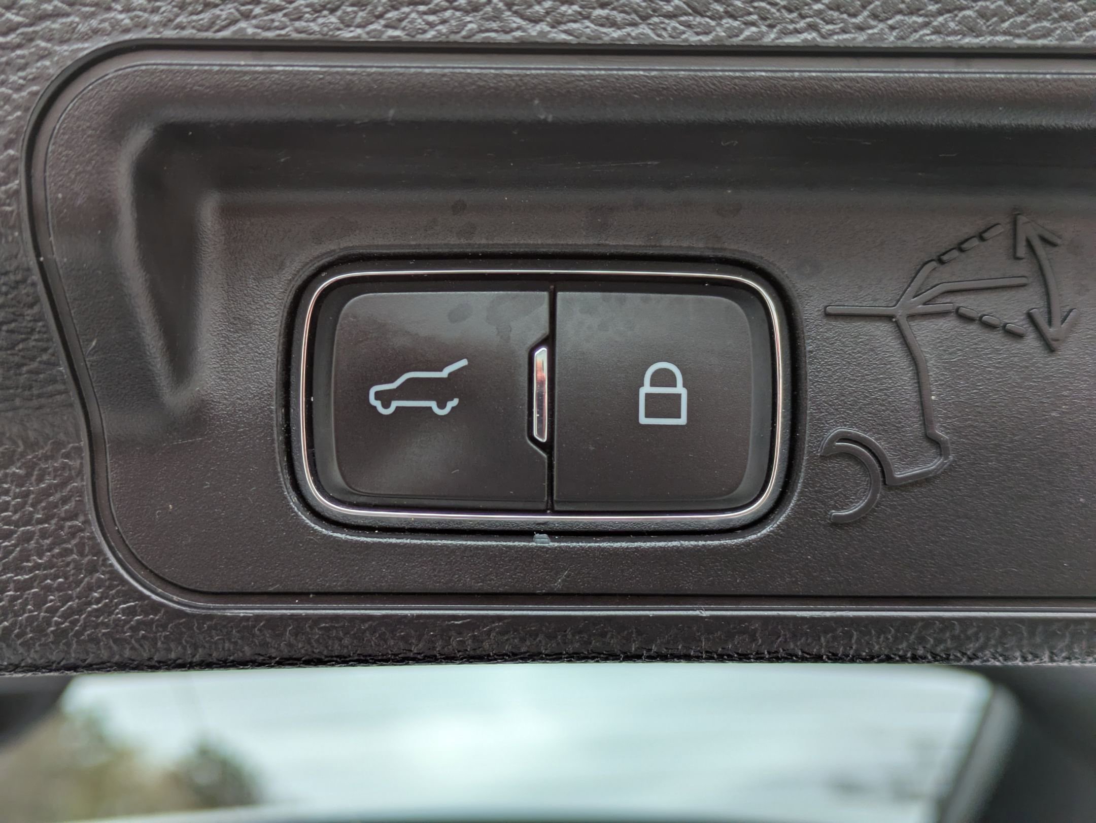 Used 2021 Ford Explorer XLT w/ Equipment Group 202A AWD/4WD image 20
