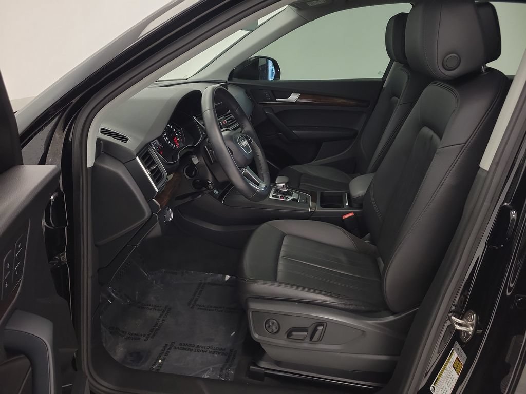 Used 2020 Audi Q5 2.0T Premium w/ Convenience Package AWD/4WD image 9