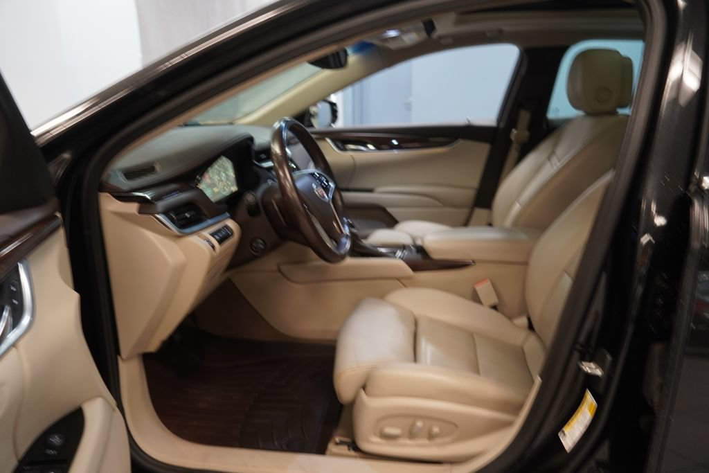 Used 2013 Cadillac XTS Premium AWD/4WD image 5