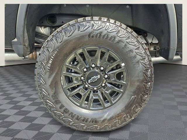 New 2026 Chevrolet Silverado 2500 ZR2 w/ LPO, Dark Essentials Package image 5