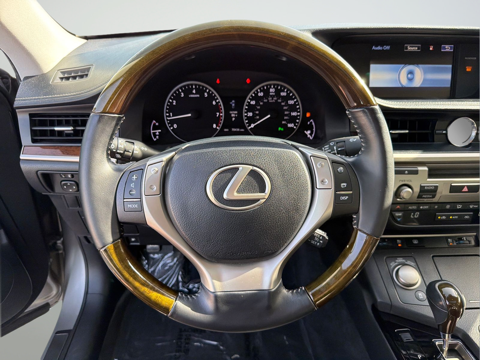 Used 2015 Lexus ES 350 w/ Luxury Package FWD image 11