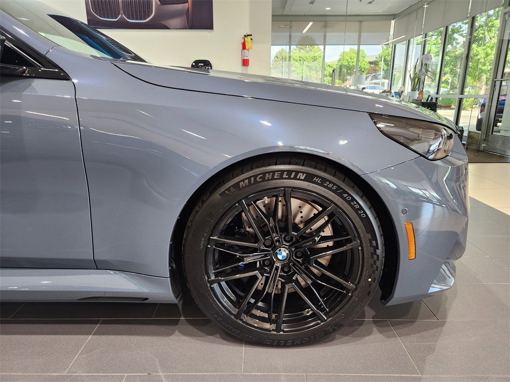 New 2026 BMW M5 w/ Carbon Package image 9