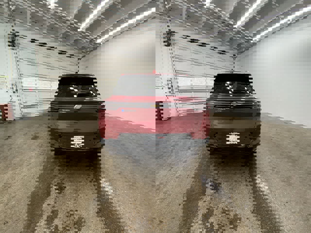 Used 2025 Chevrolet Equinox EV LT w/ Convenience Package image 5