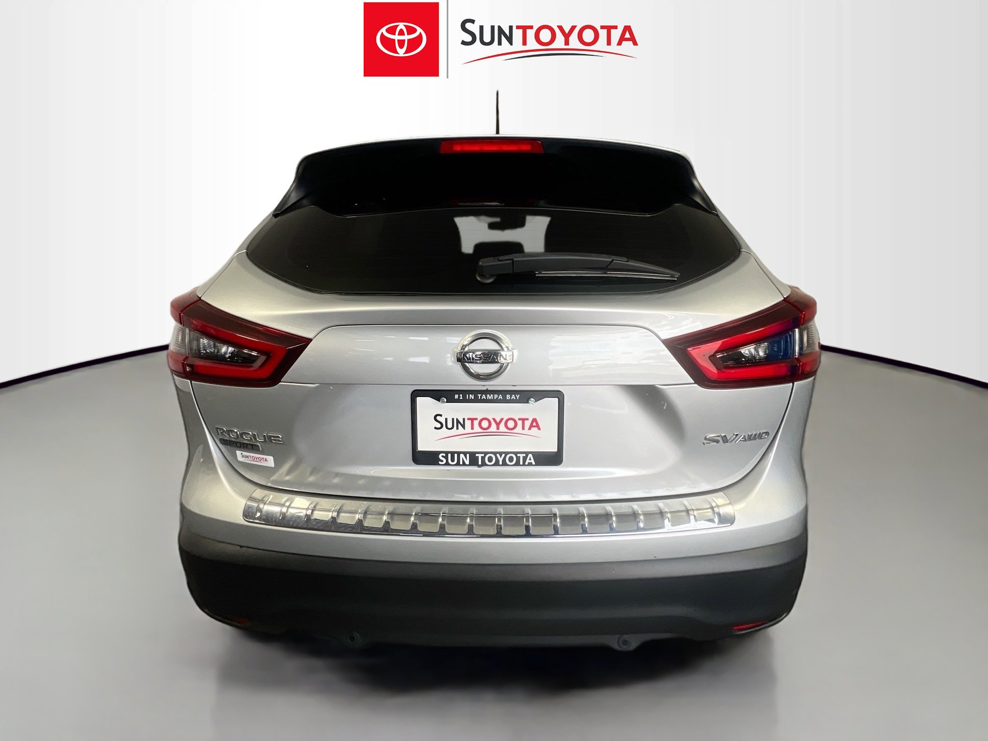 Used 2022 Nissan Rogue Sport SV w/ Technology Package image 5