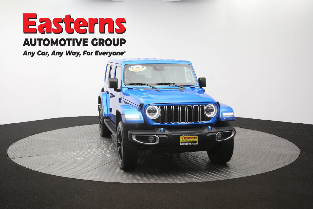 Used 2024 Jeep Wrangler Unlimited Sahara w/ Technology Group AWD/4WD image 53