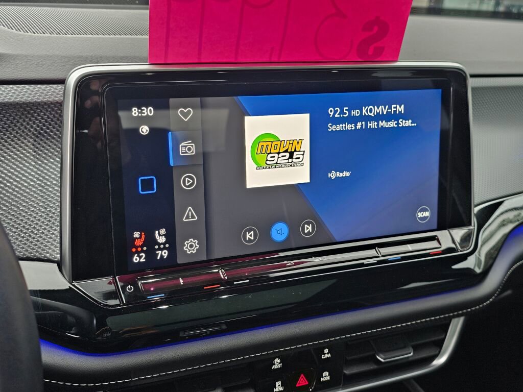 Used 2024 Volkswagen Atlas Cross Sport SEL Premium R-Line image 27