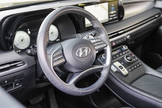 Used 2023 Hyundai Palisade Limited FWD image 29