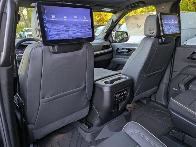 New 2026 Chevrolet Suburban Premier image 31