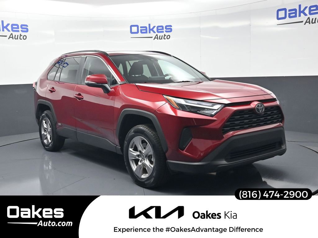 Used 2025 Toyota RAV4 XLE w/ Convenience Package image 1