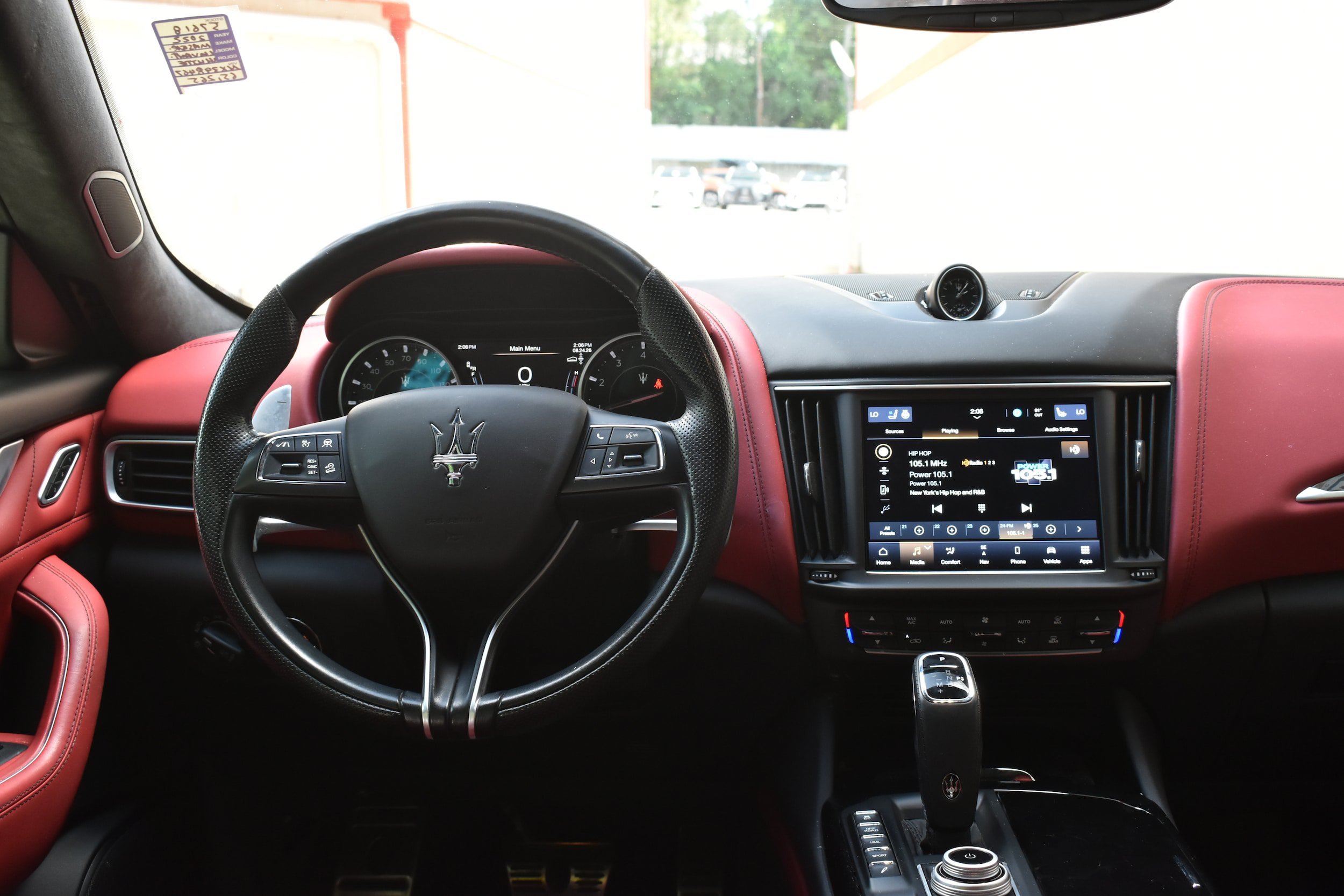 Used 2022 Maserati Levante GT AWD/4WD image 23