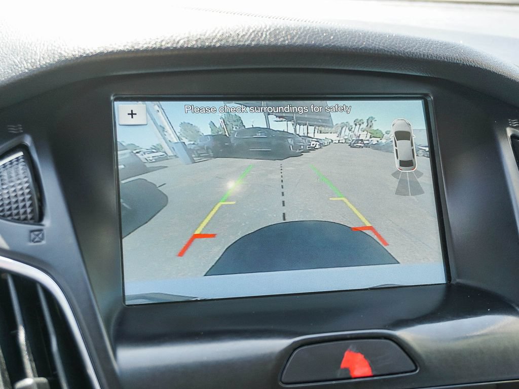 Used 2018 Ford Focus SEL FWD image 24