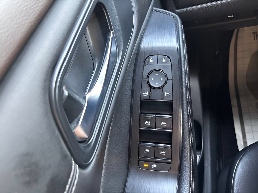 Used 2022 Nissan Rogue SV w/ SV Premium Package FWD image 37
