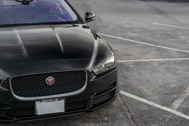 Used 2018 Jaguar XE Premium AWD/4WD image 70