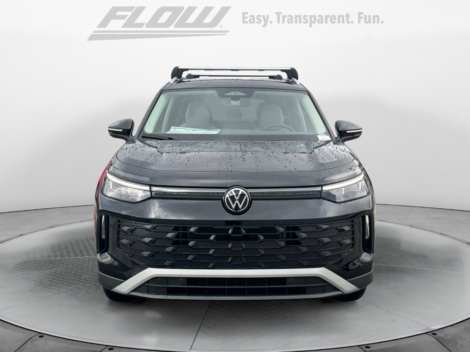 New 2026 Volkswagen Tiguan SE AWD/4WD image 2