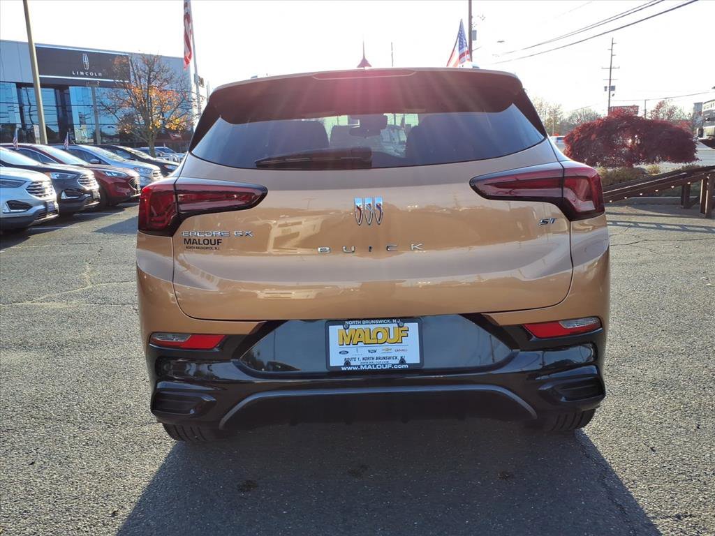 Used 2024 Buick Encore GX Sport Touring w/ Comfort Package image 6