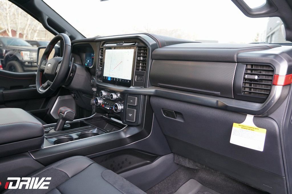 Used 2025 Ford F150 Raptor image 47
