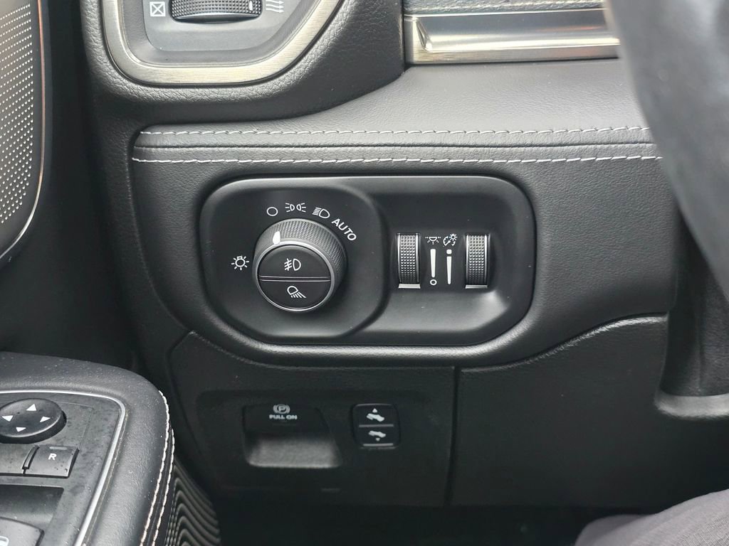 Used 2019 RAM 1500 Limited image 35