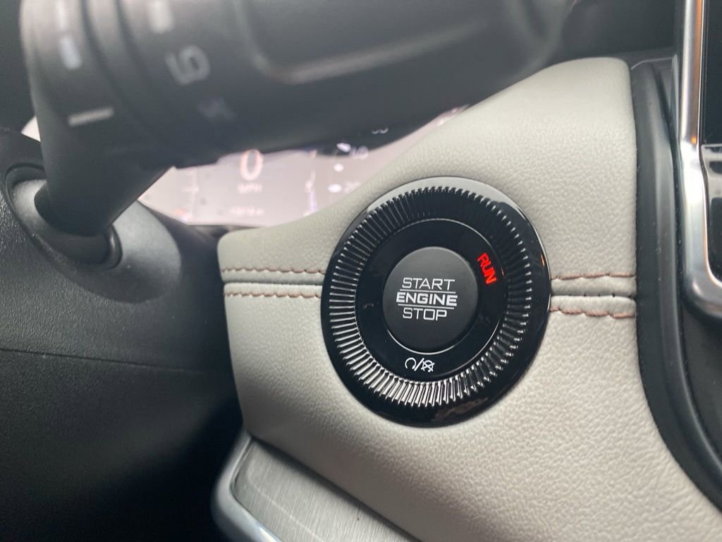 Used 2022 Jeep Compass Limited image 25