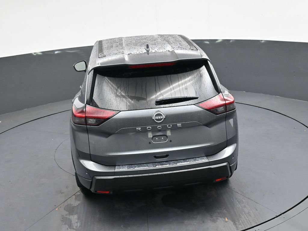Certified 2026 Nissan Rogue SV w/ Cold Weather Package FWD image 32