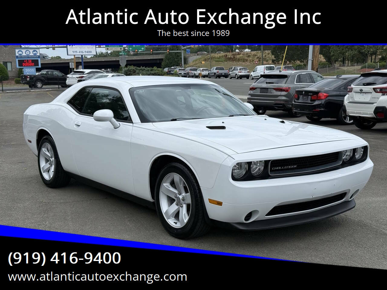Used 2013 Dodge Challenger SXT RWD image 1