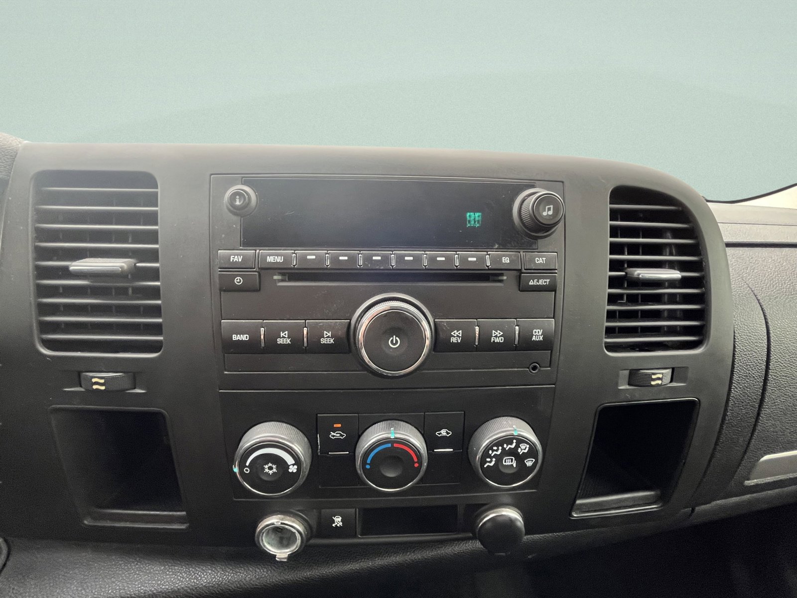 Used 2011 GMC Sierra 1500 SLE image 13
