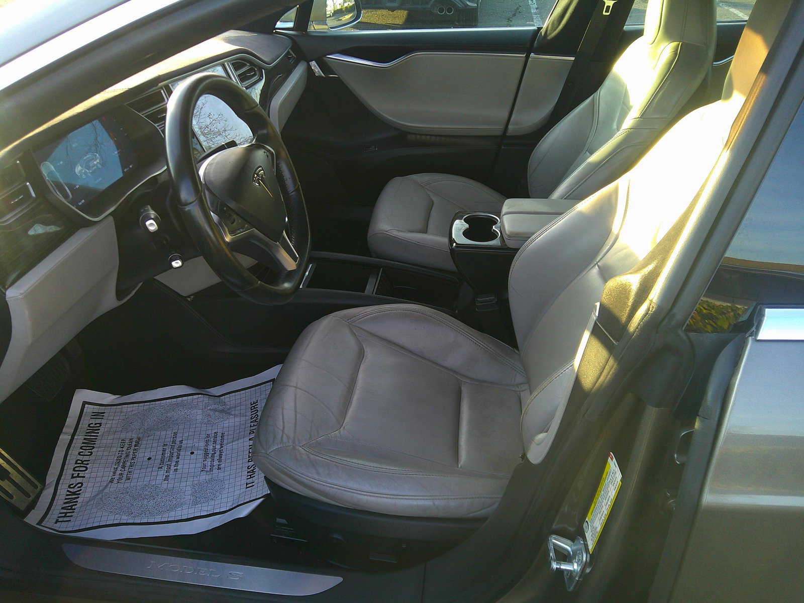 Used 2015 Tesla Model S 85 RWD image 7