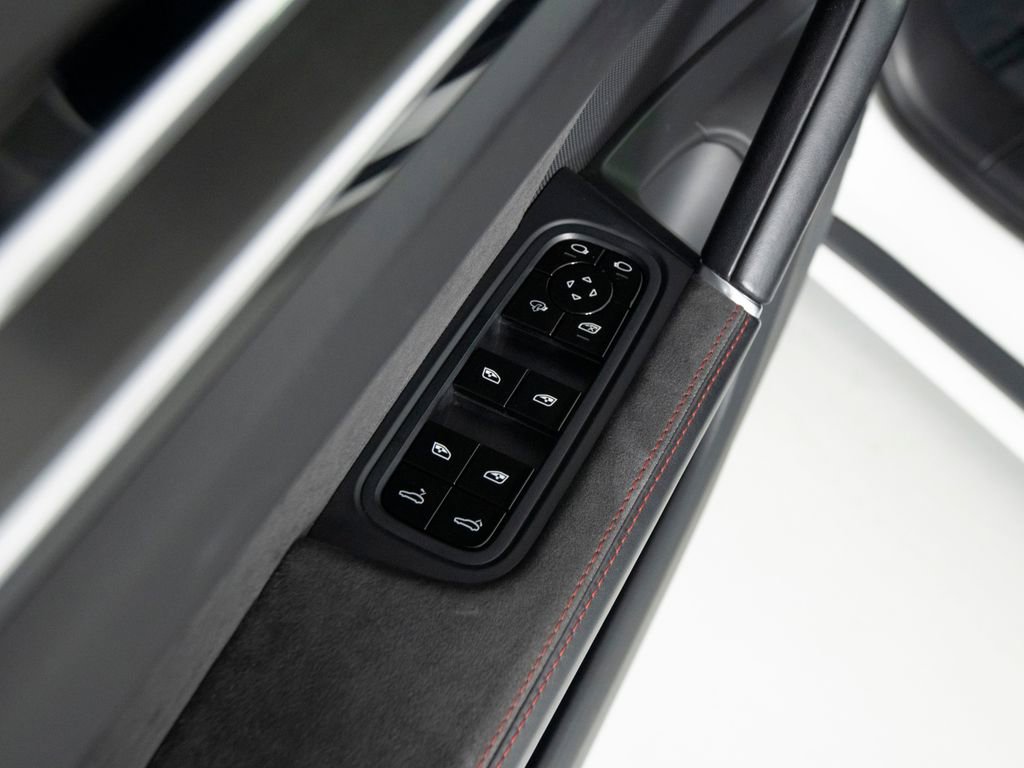 Certified 2021 Porsche Cayenne GTS AWD/4WD image 20