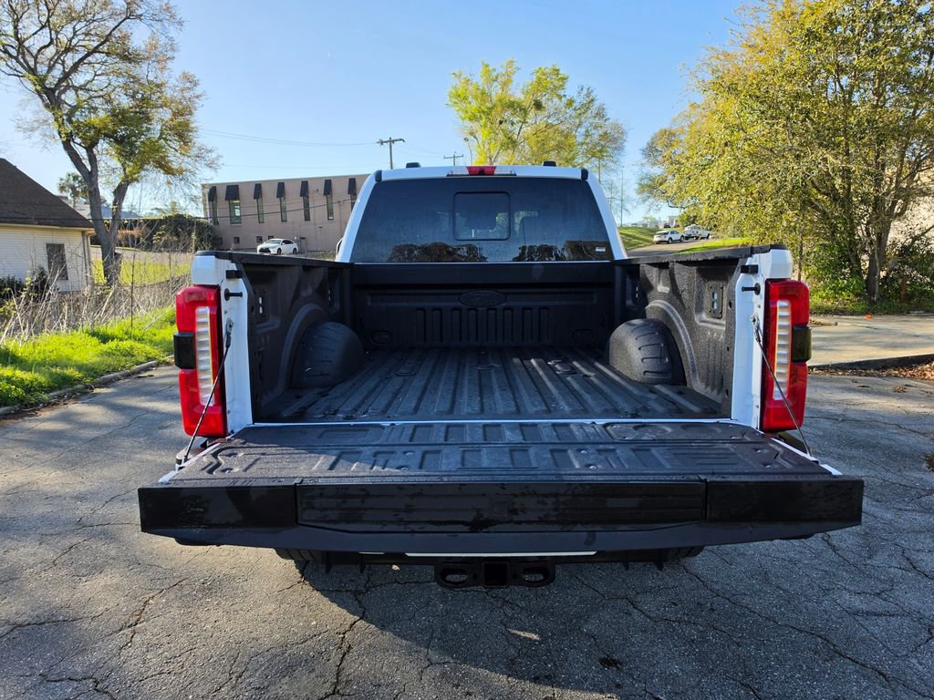 Used 2026 Ford F250 Lariat w/ Black Appearance Package image 39