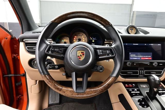 Certified 2023 Porsche Macan S AWD/4WD image 8