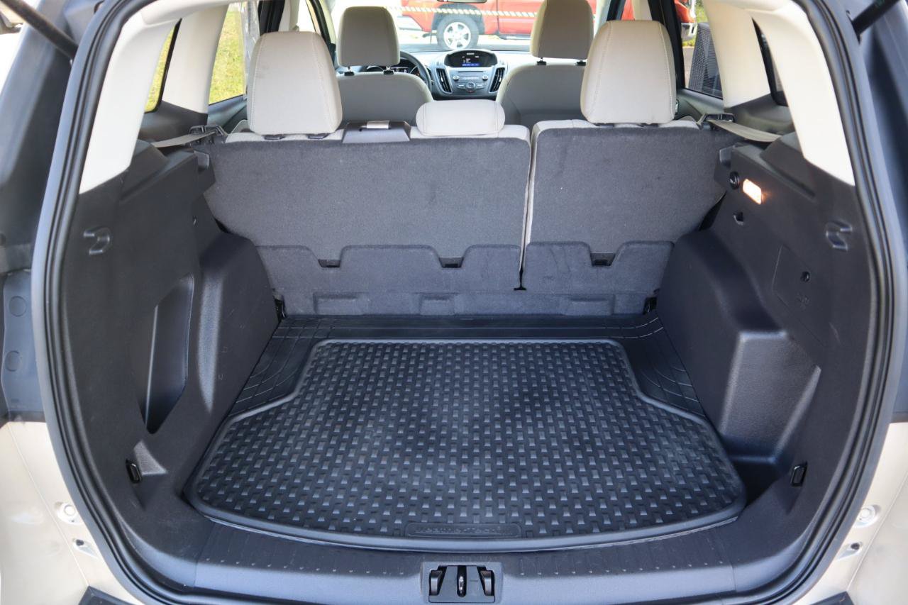 Used 2017 Ford Escape SE FWD image 46